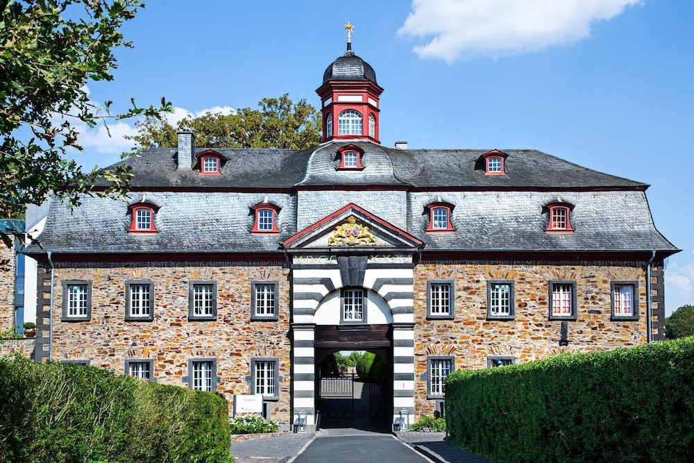 Schloss Hotel Burgbrohl 1/45