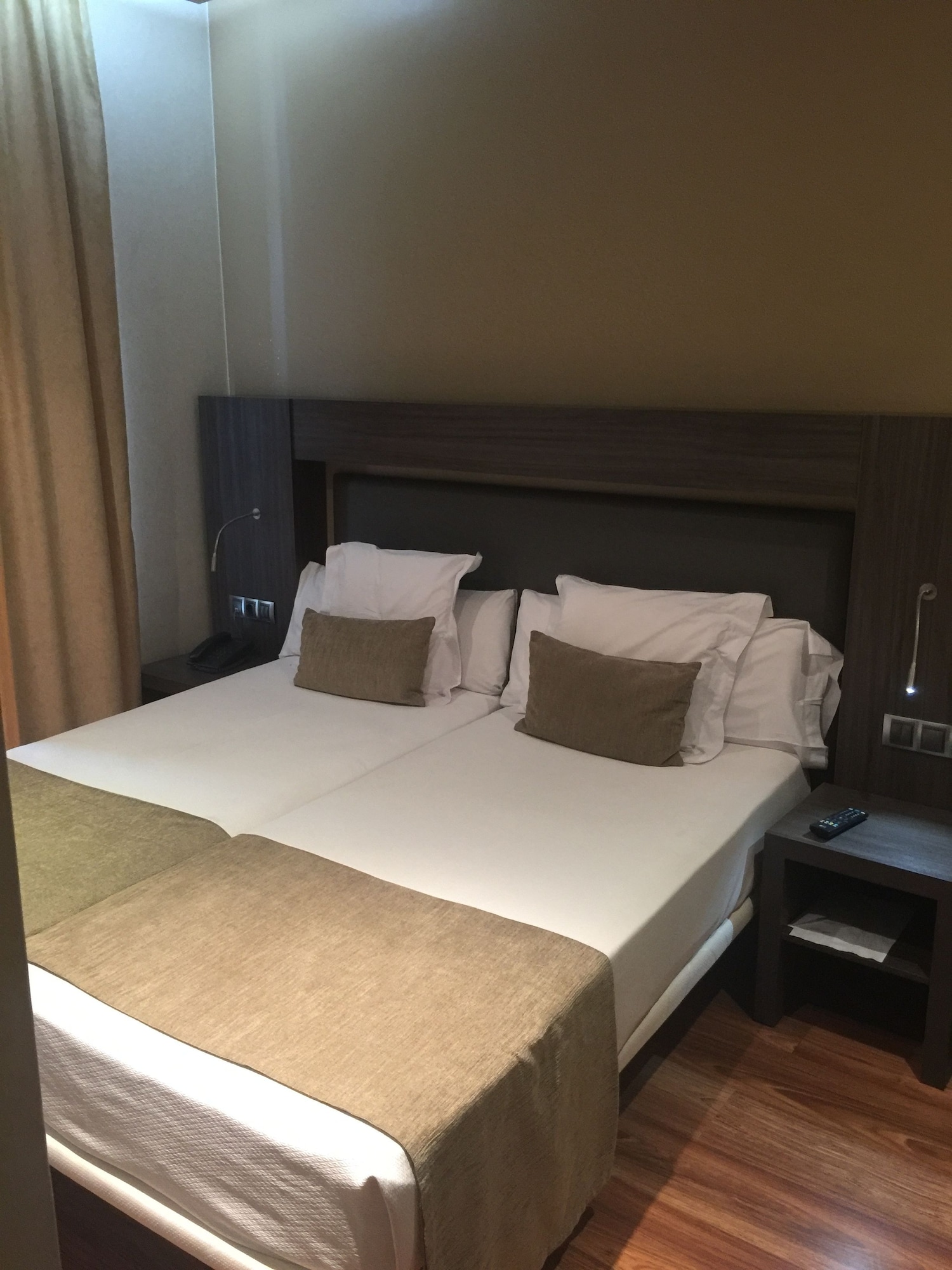 INTERIOR, STANDARD, SINGLE, DOUBLE BED