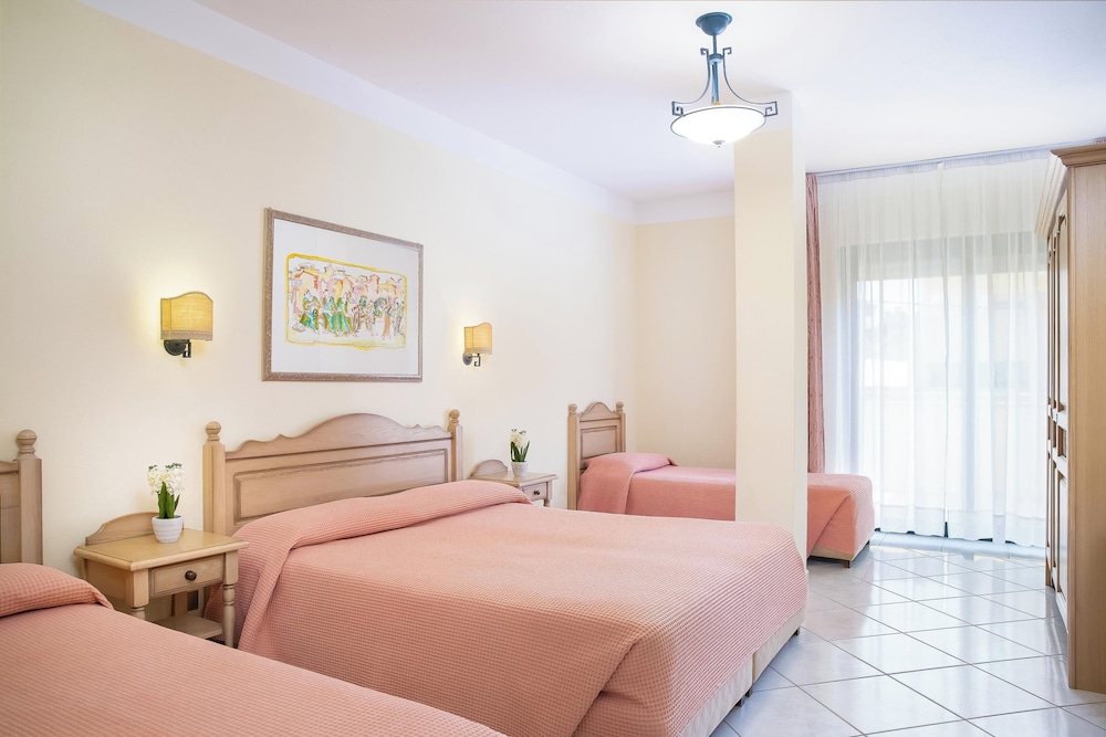 Hotel Maria Rosaria 27/62