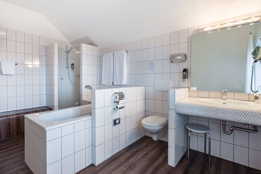 Halbersbacher. Hotel Annaberg 50/50