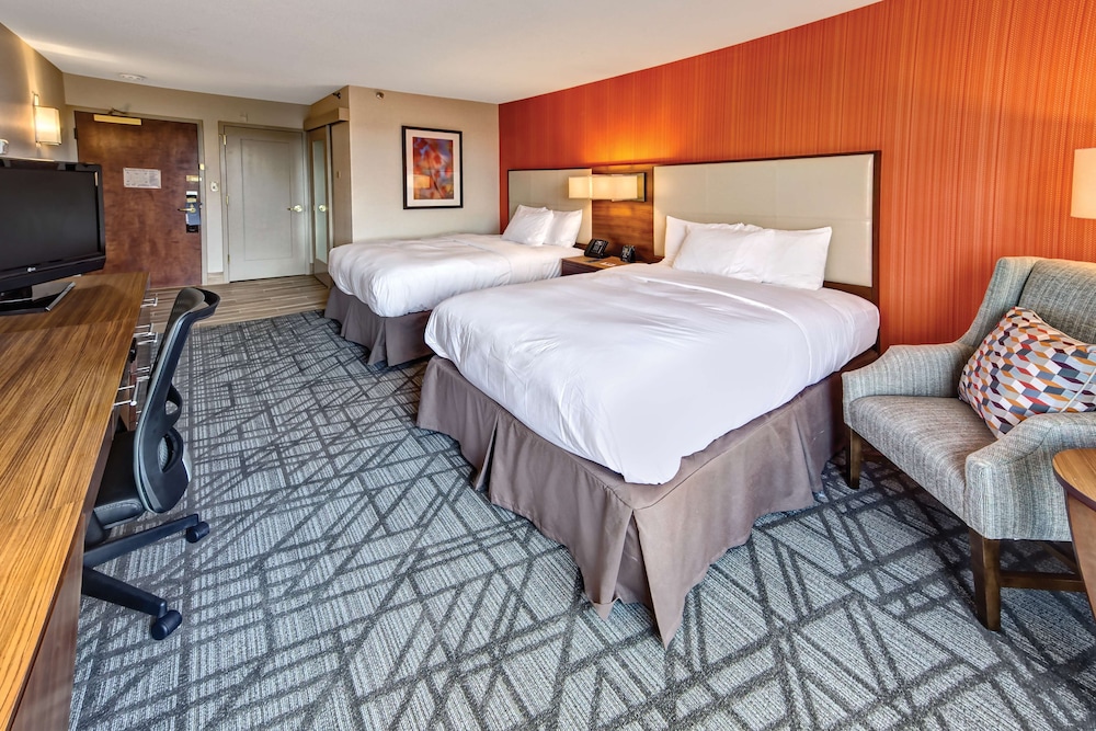 Hilton Knoxville Airport 16/81