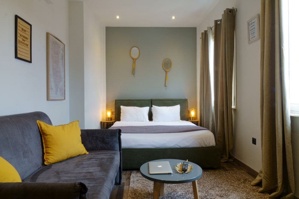 Athens Version Luxury Suites 19/70