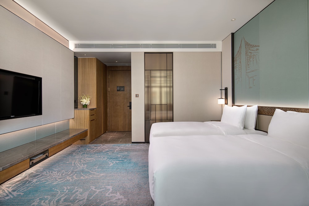 C&D Hotel Xiamen Xiang’an 33/82