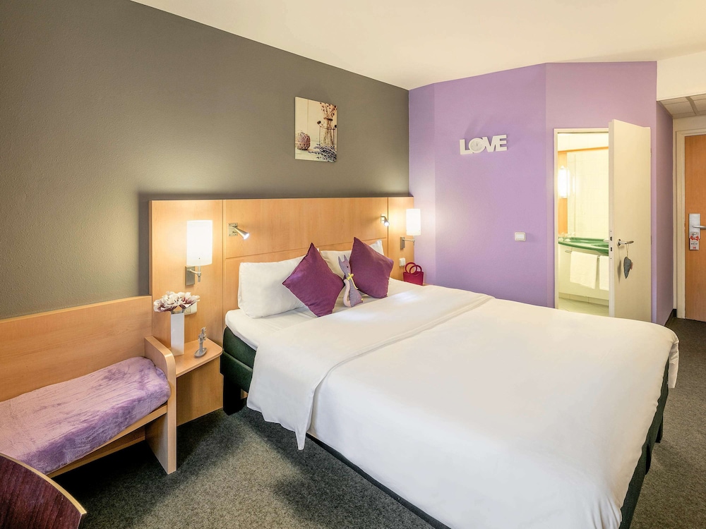 Ibis Praha Old Town 18/70