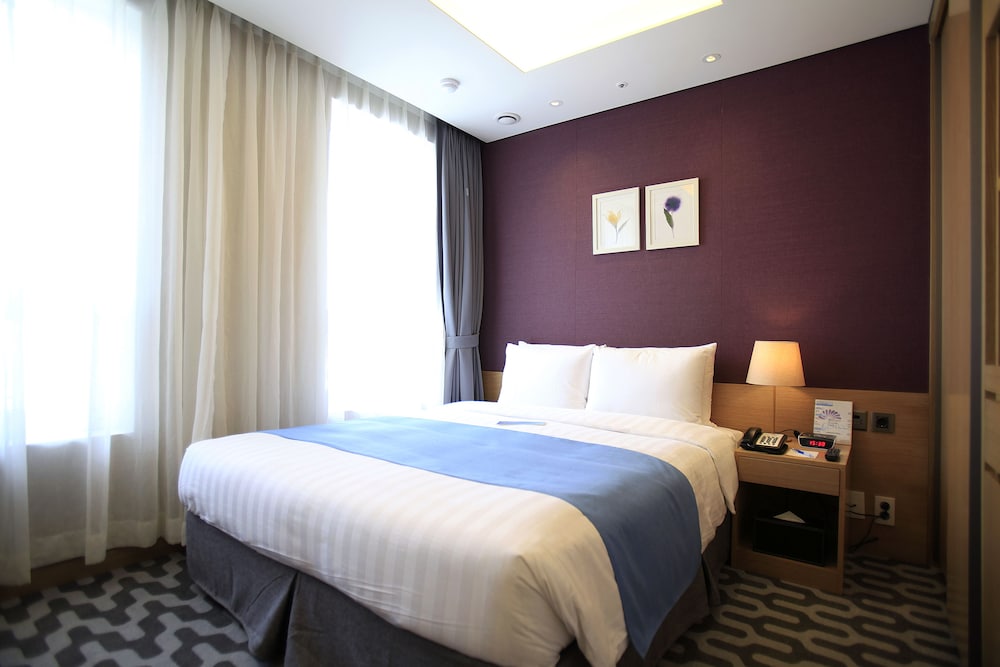 Days Hotel by Wyndham Seoul Myeongdong 23/56