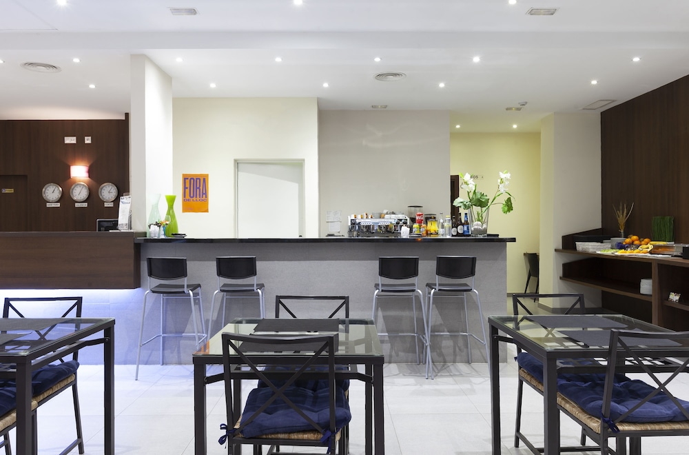 Hotel Olympia Universidades 44/62