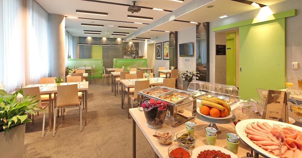 Garni Hotel Argo 44/52