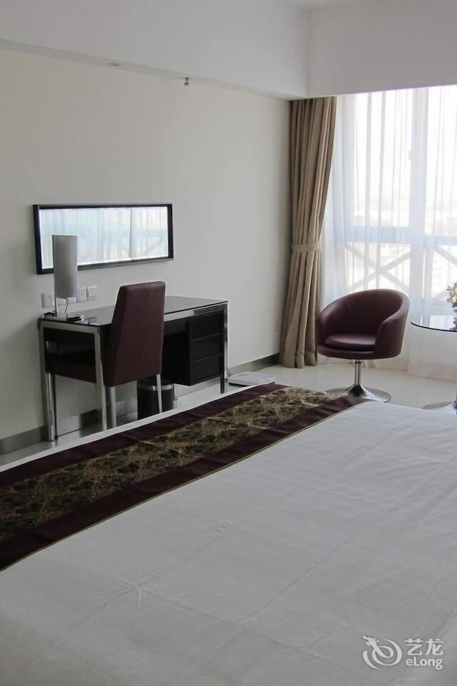 Clifford Hotel 30/32