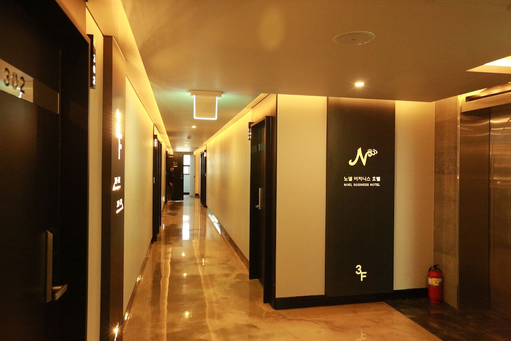 Noel Business Hotel 39/59