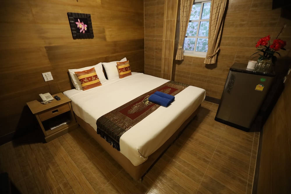 SUPERIOR, DOUBLE BED