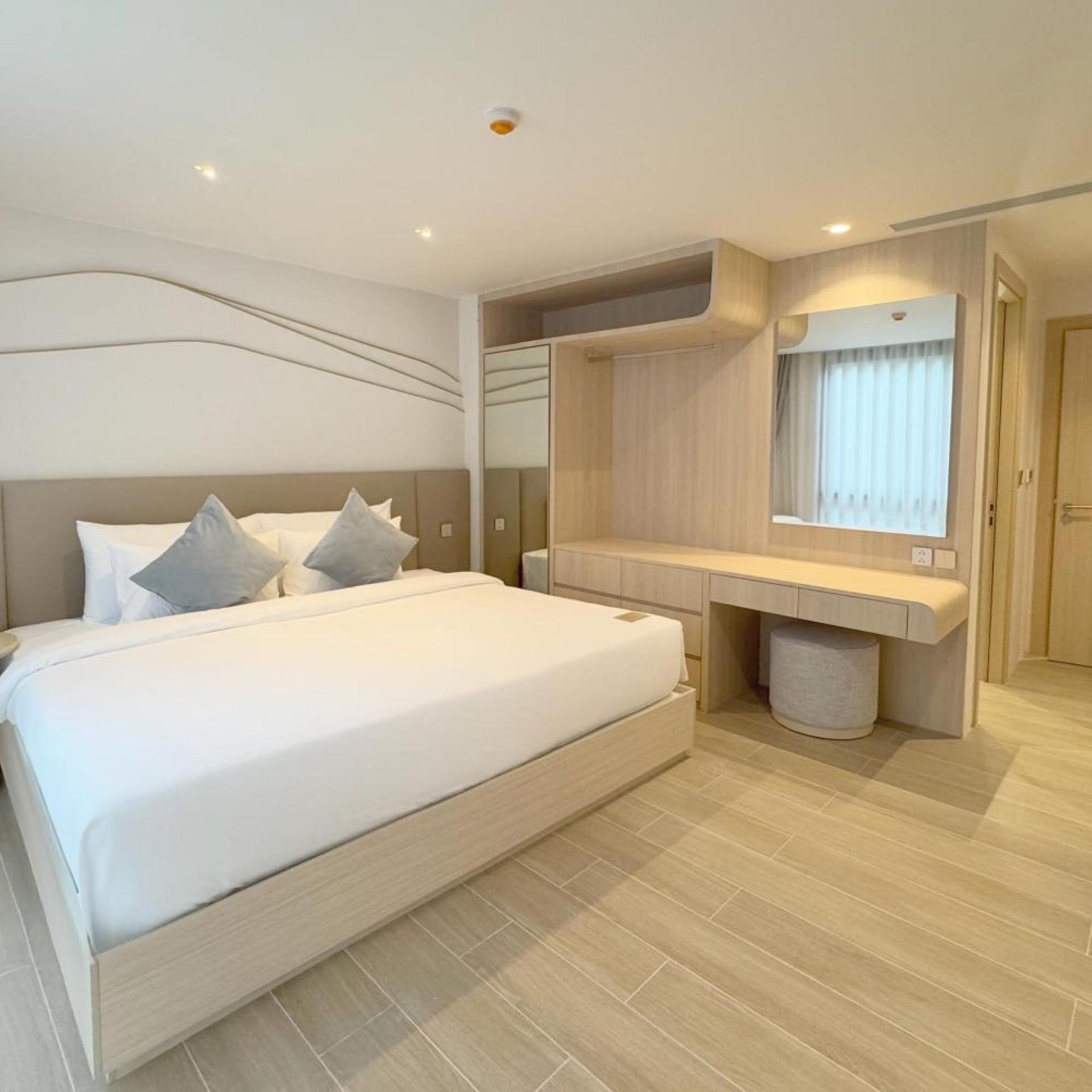 2 Bedrooms, Plus, Family, Suite