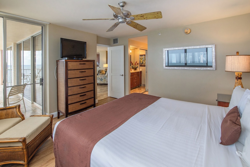 2 Bedrooms, Condo, 1 King and 1 Single Beds, Ocean Front, 1.5 Bathrooms, Sofa
