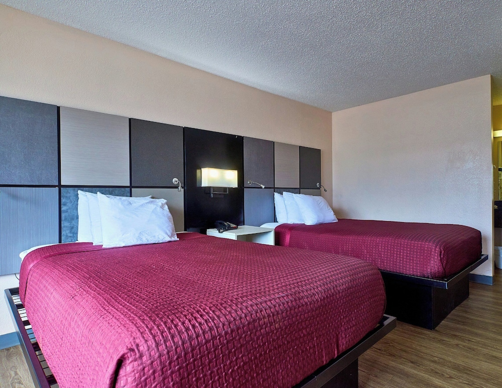 Magnuson Hotel Jacksonville Downtown Jacksonville 18/54