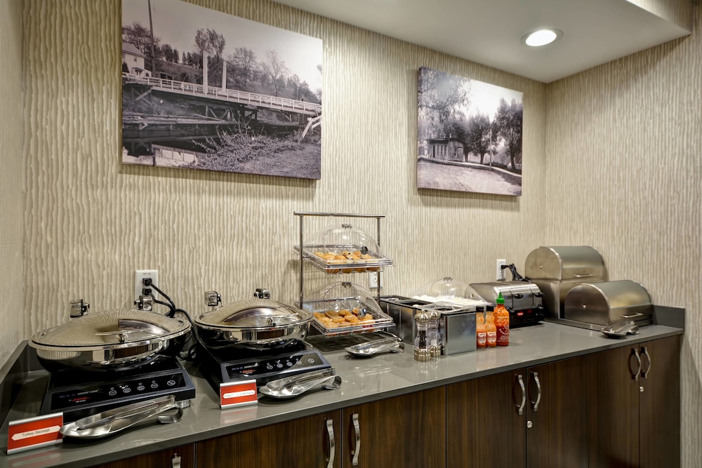 TOWNEPLACE SUITES CRANBURY SOUTH BRUNSWICK 48/50