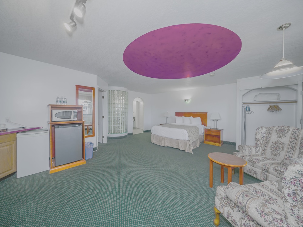 Baymont by Wyndham Hinton 42/48
