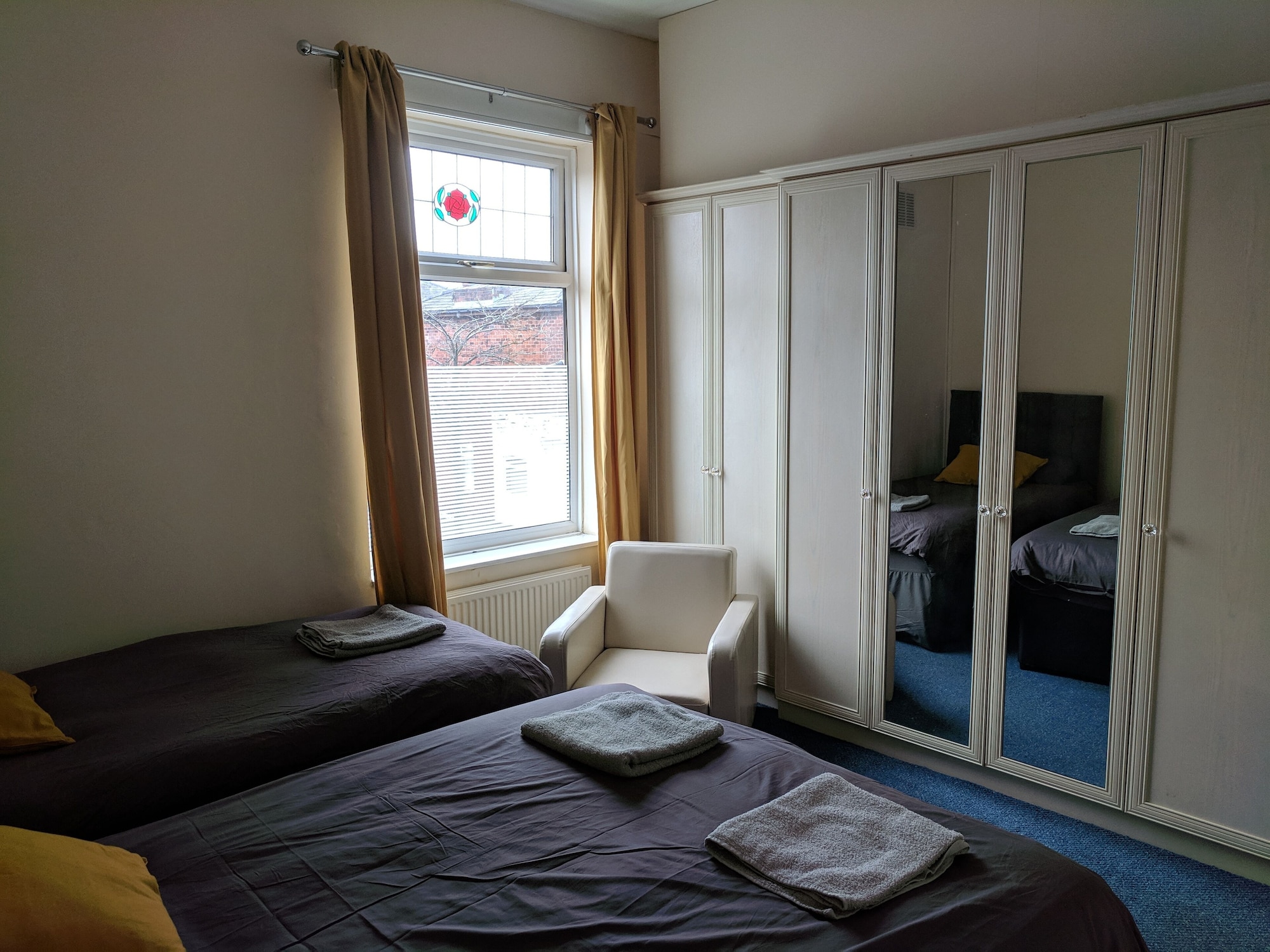 Exclusive, House, 6 Beds