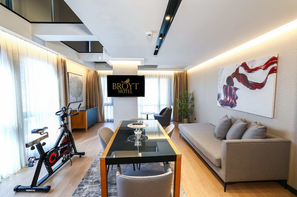 Broyt Hotel 29/50