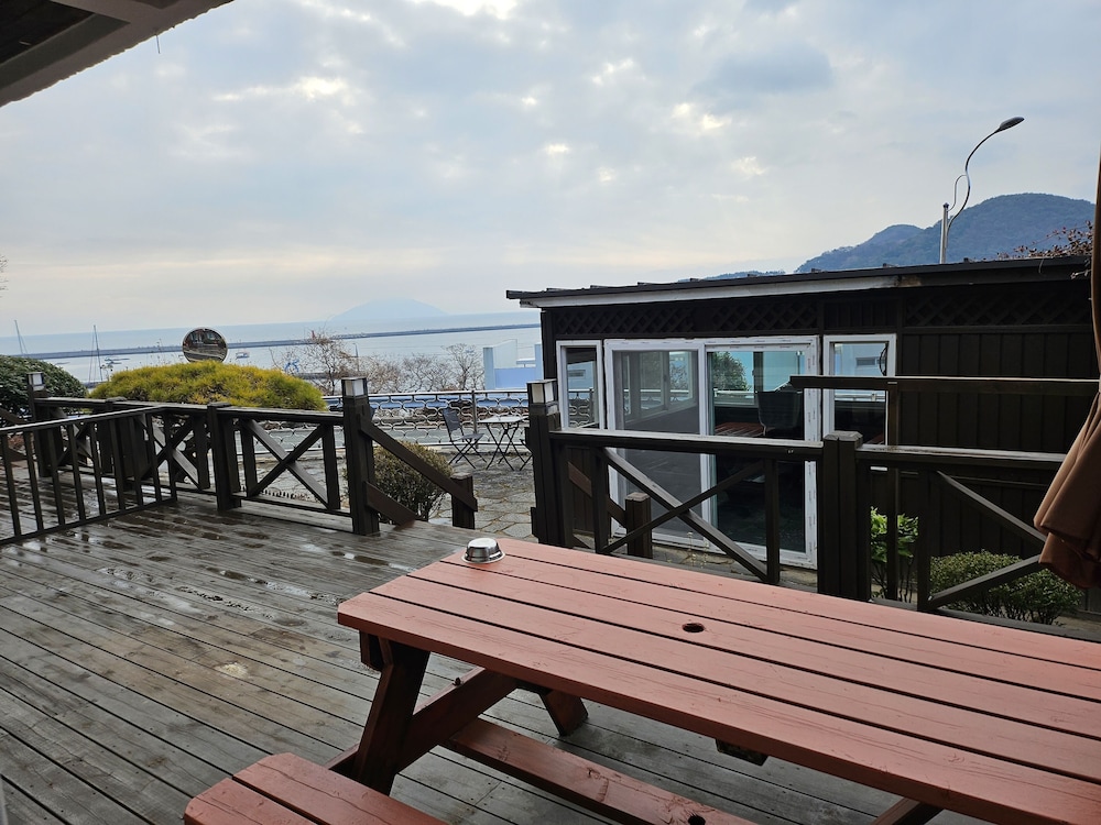 Namhae Oceanview Pension 22/41