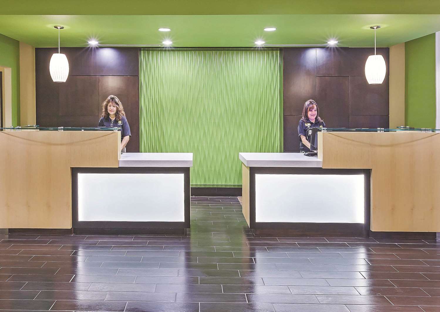 La Quinta Inn & Suites by Wyndham Pecos 6/62