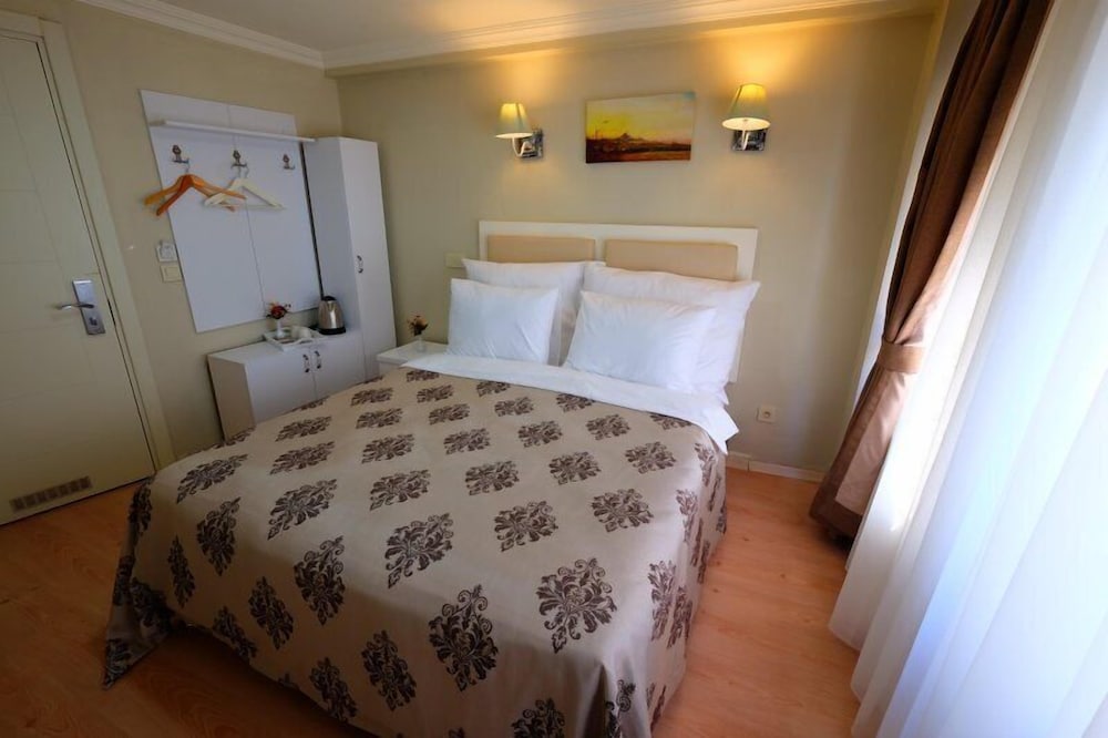 Ada Home's Hotel Taksim 9/20