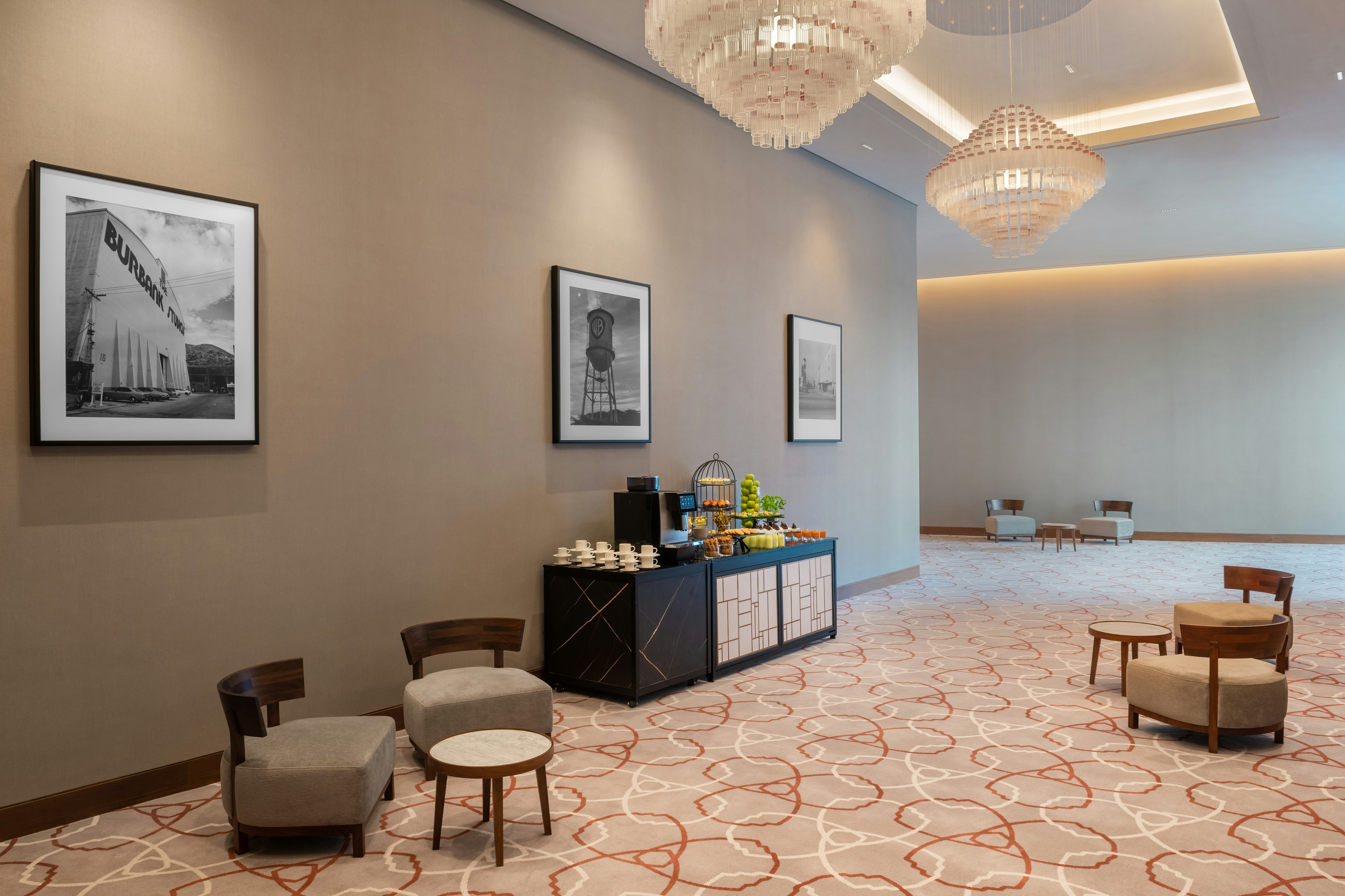 The WB Abu Dhabi, Curio Collection by Hilton 28/50