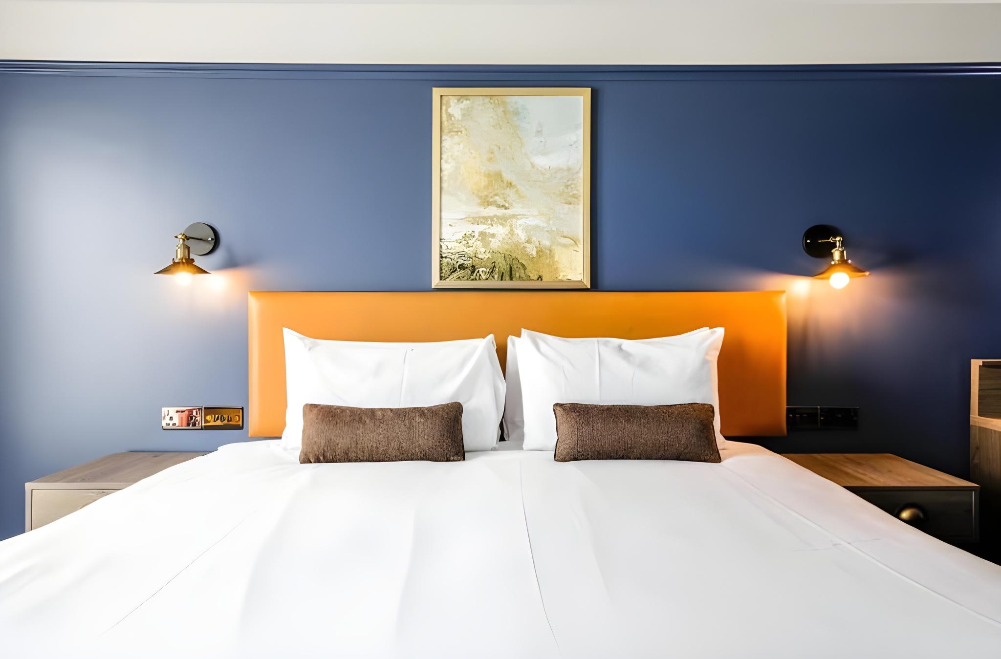 CLASSIC, STUDIO, DOUBLE BED