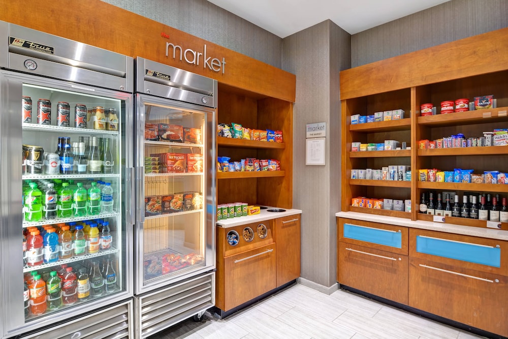 Springhill Suites by Marriott Midtown Cincinnati 46/52
