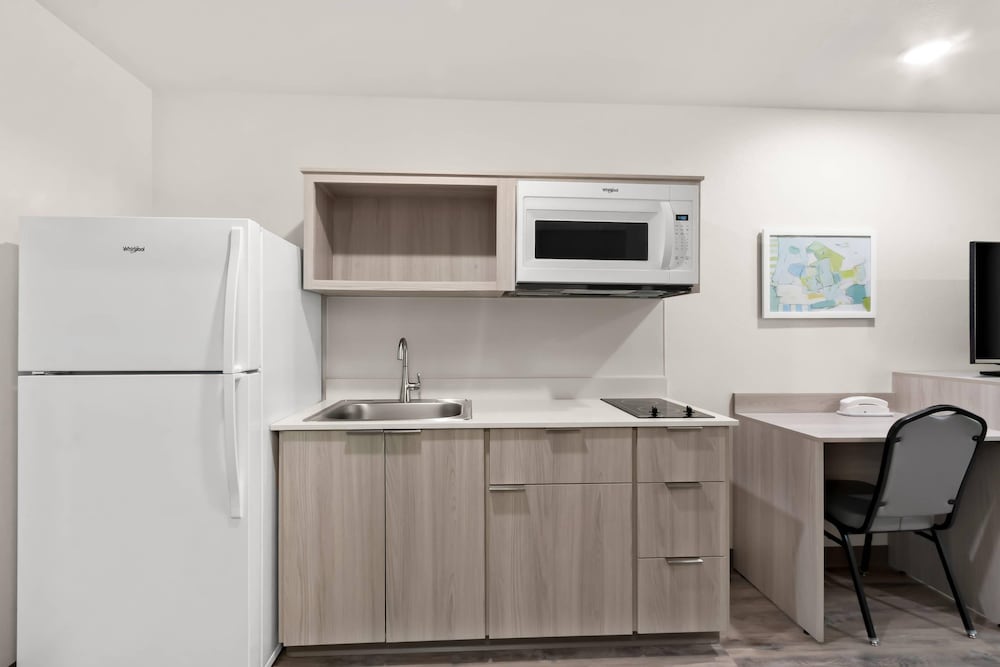 WoodSpring Suites Chandler Phoenix Medical Center 20/31