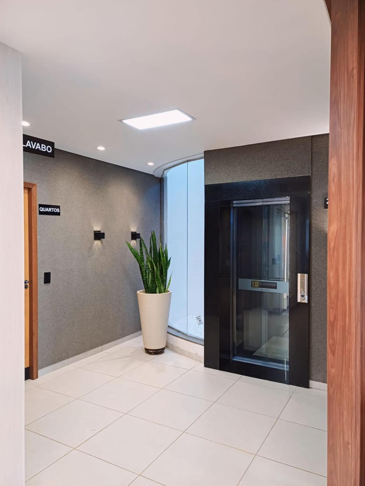 Executive Hotel Lucas Do Rio Verde 1/21