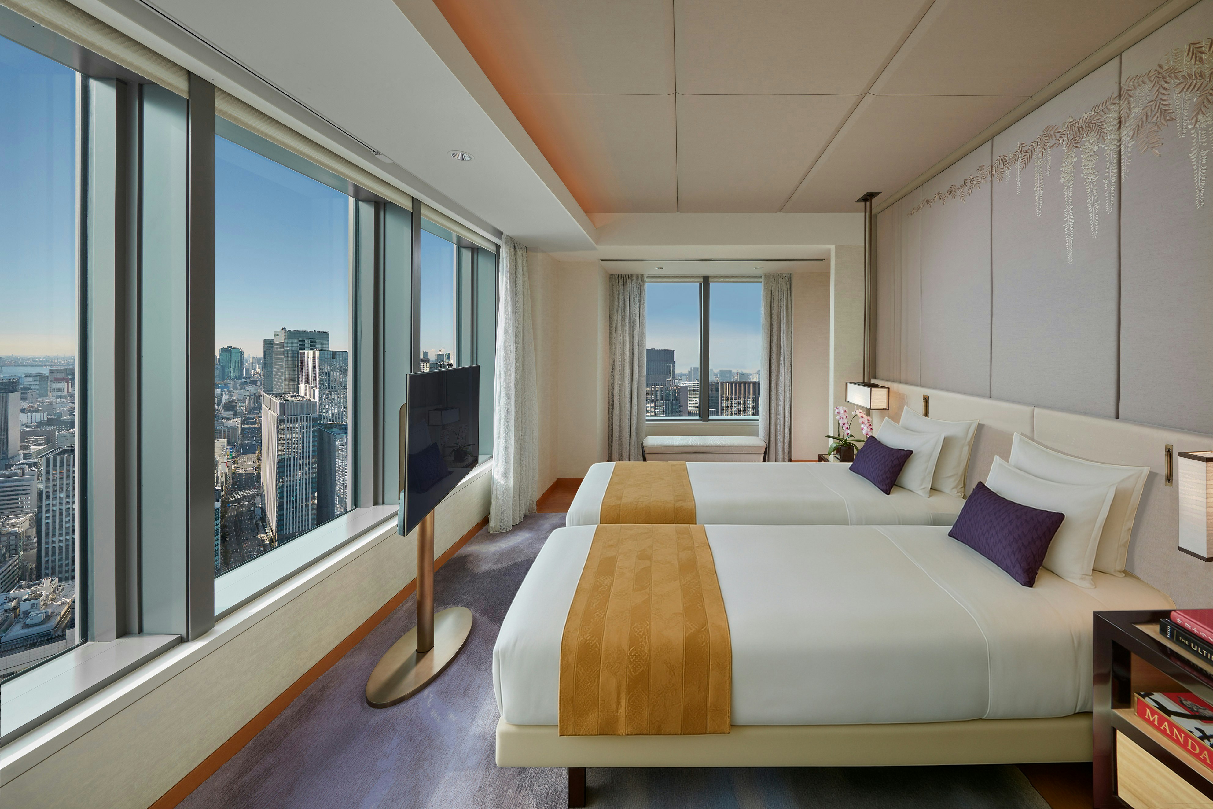 Mandarin Oriental Tokyo 8/50