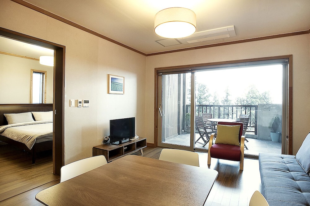 Jejueco Suites 21/36