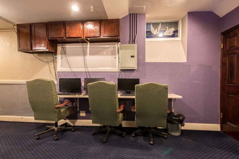 Amsterdam Hostel San Francisco 54/63