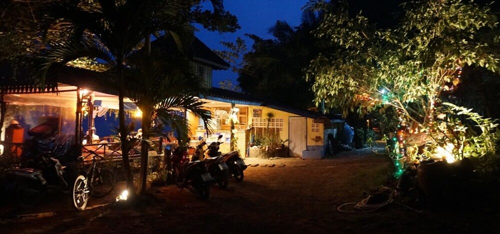Aopong Resort 6/49
