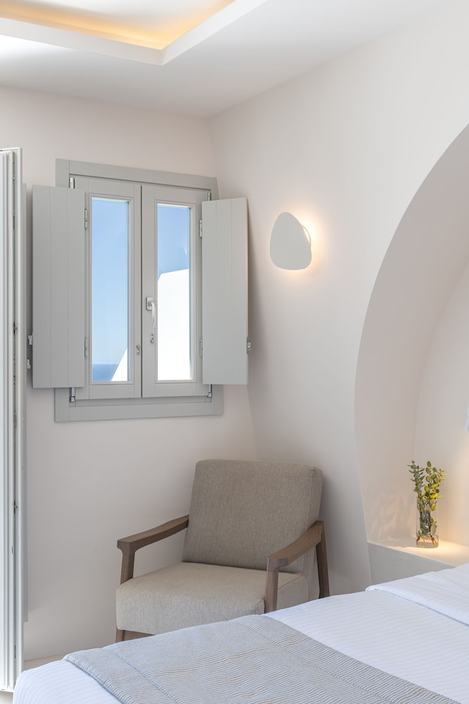 HONEYMOON, SUITE, DOUBLE BED, CALDERA VIEW, OUTDOOR JETTED TUB