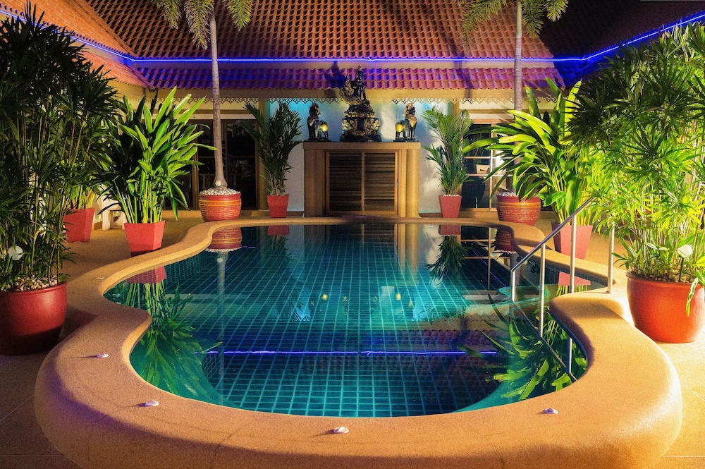 Siam Court 48/50
