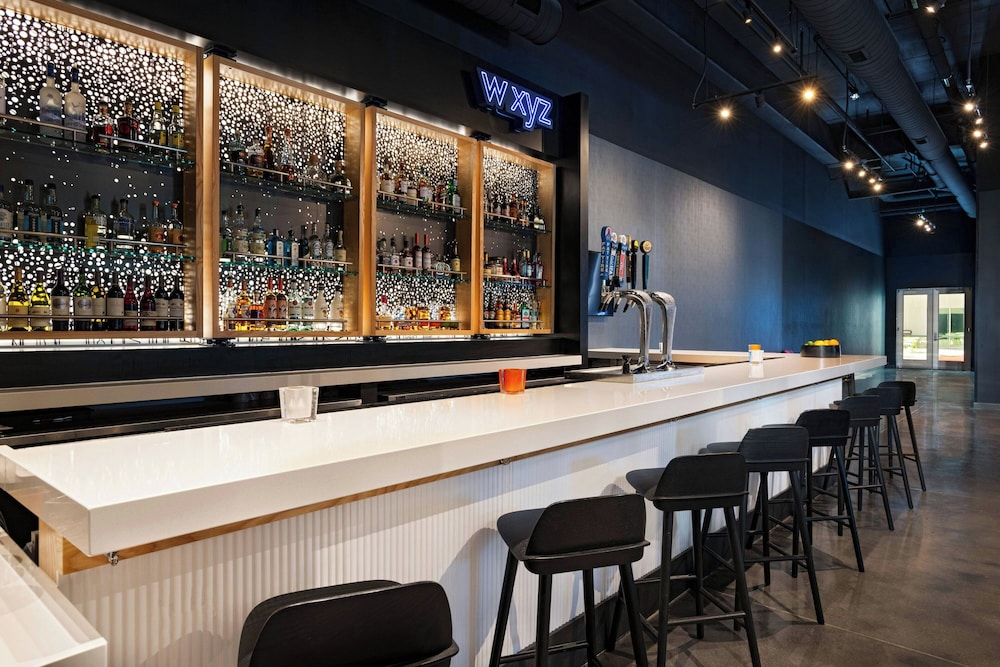 Aloft Omaha West 35/50