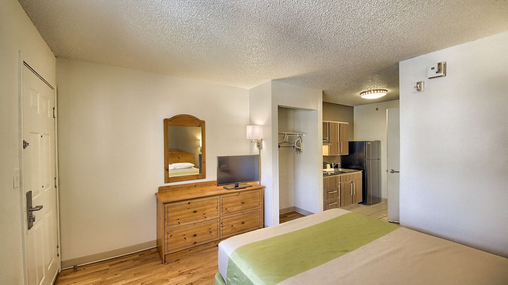 Studio 6 Extended Stay - San Antonio, TX - Six Flags 32/58