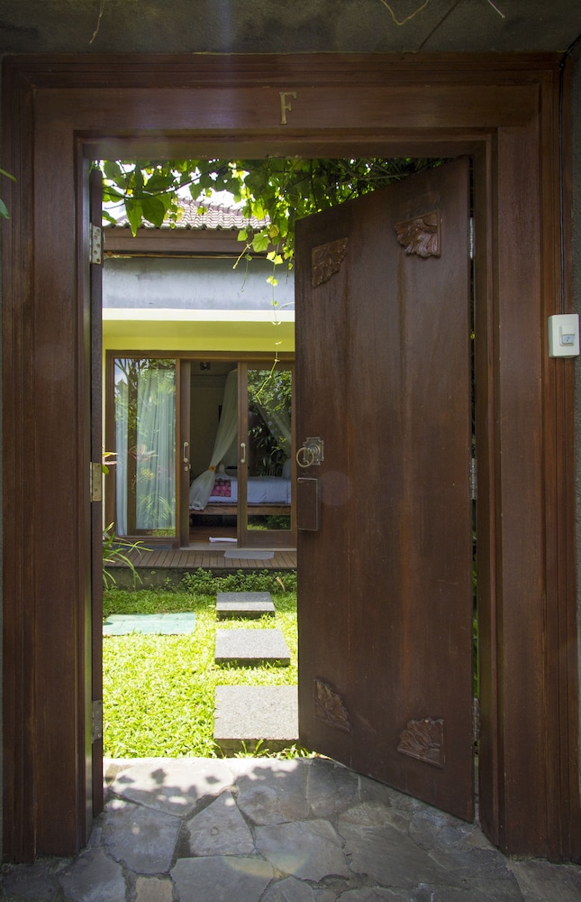 Ladera Villa Ubud 50/59