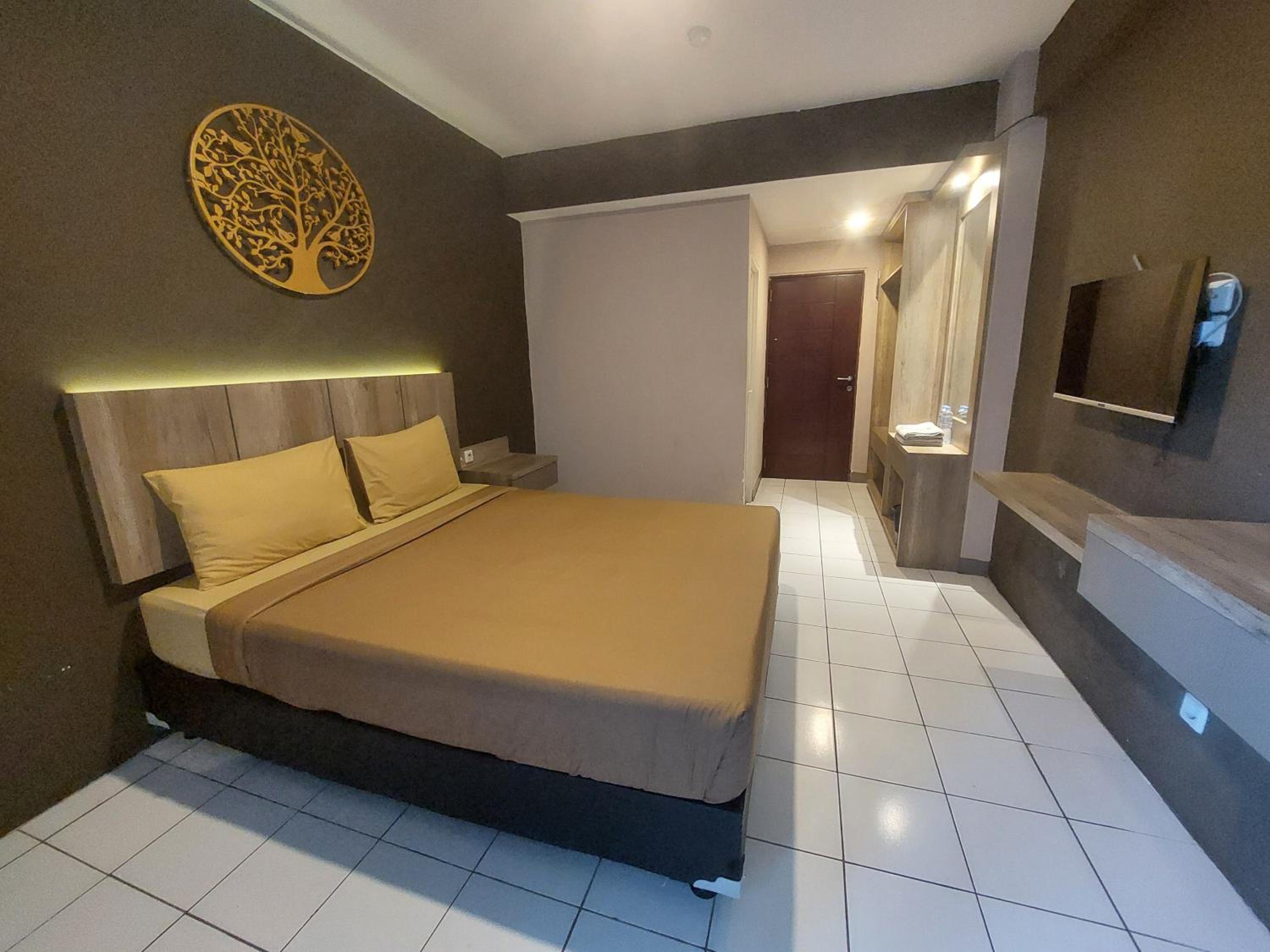 Emerald Apartel 14/51