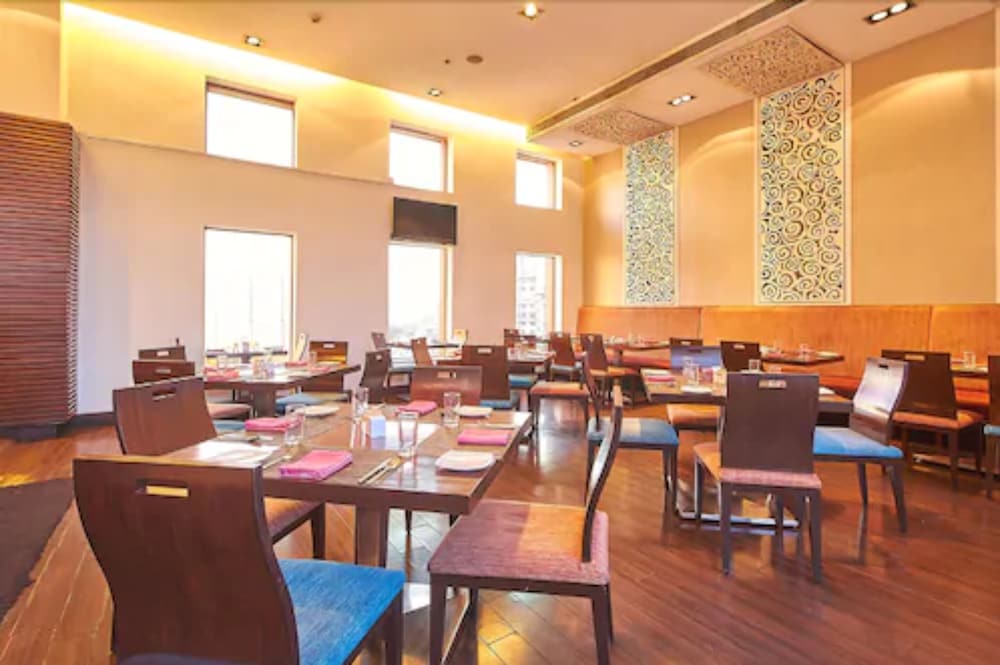 Royal Orchid Central Pune 33/35