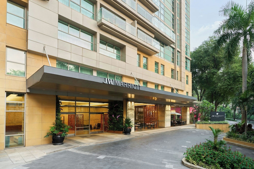 JW Marriott Hotel & Suites Saigon, The Apartments 2/49