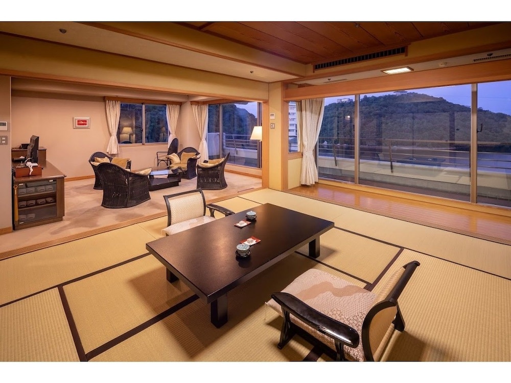 Sansuikan-Kinryu 16/22