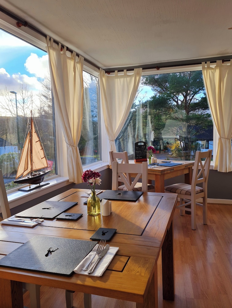 Atholl House Hotel 39/50