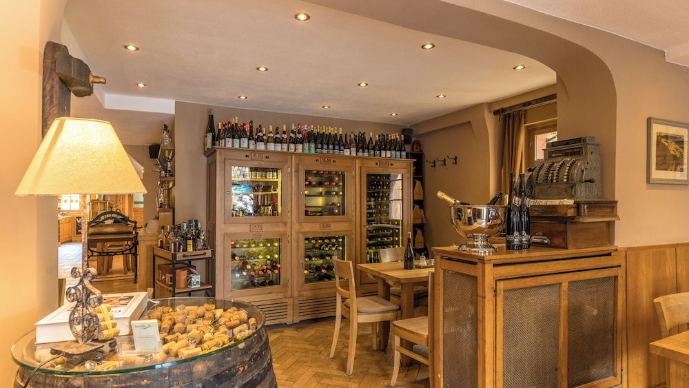 Historisches Hotel Weinrestaurant Zum Grünen Kranz 31/50