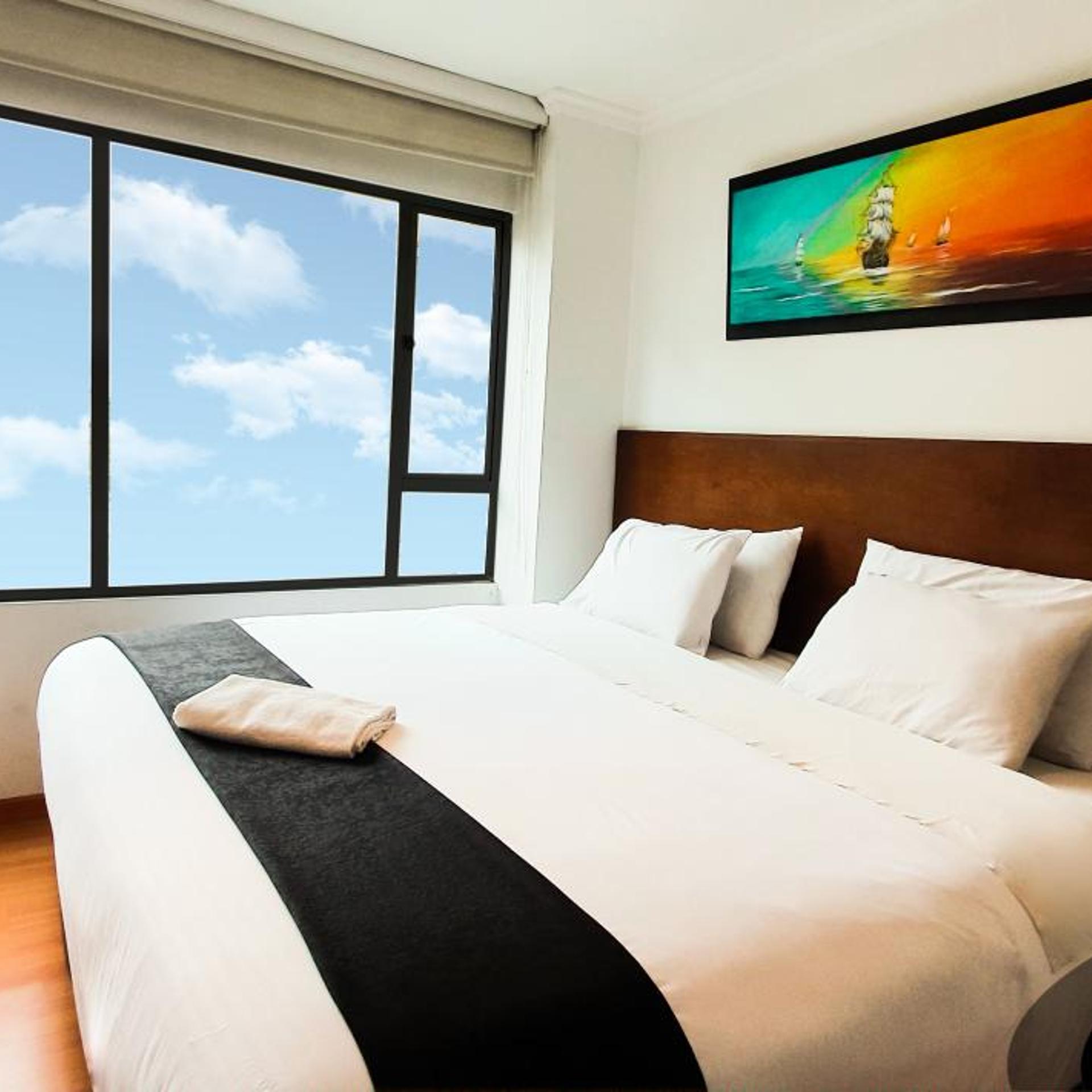 Apartasuites Plaza Modelia 6/40