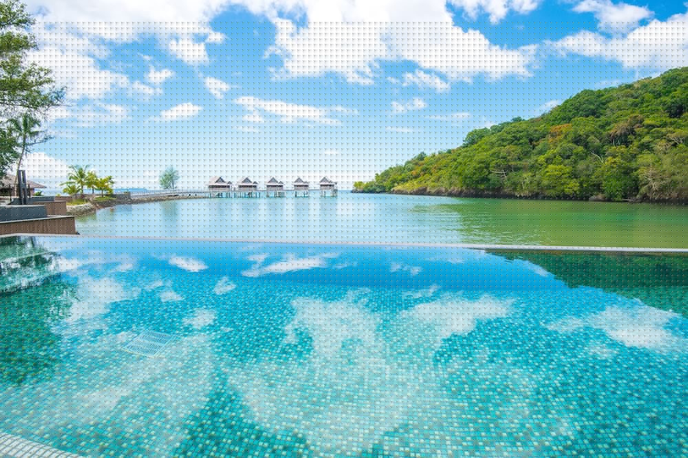 Palau Pacific Resort 16/38