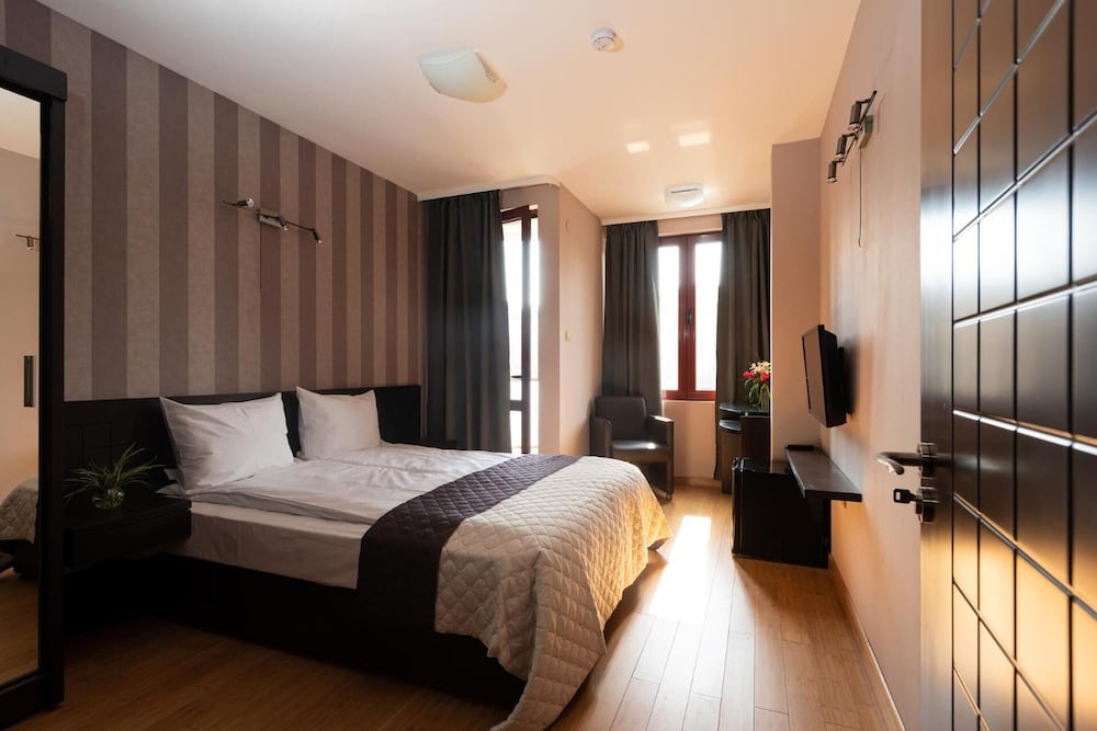 Cityhome Aparthotel 13/54