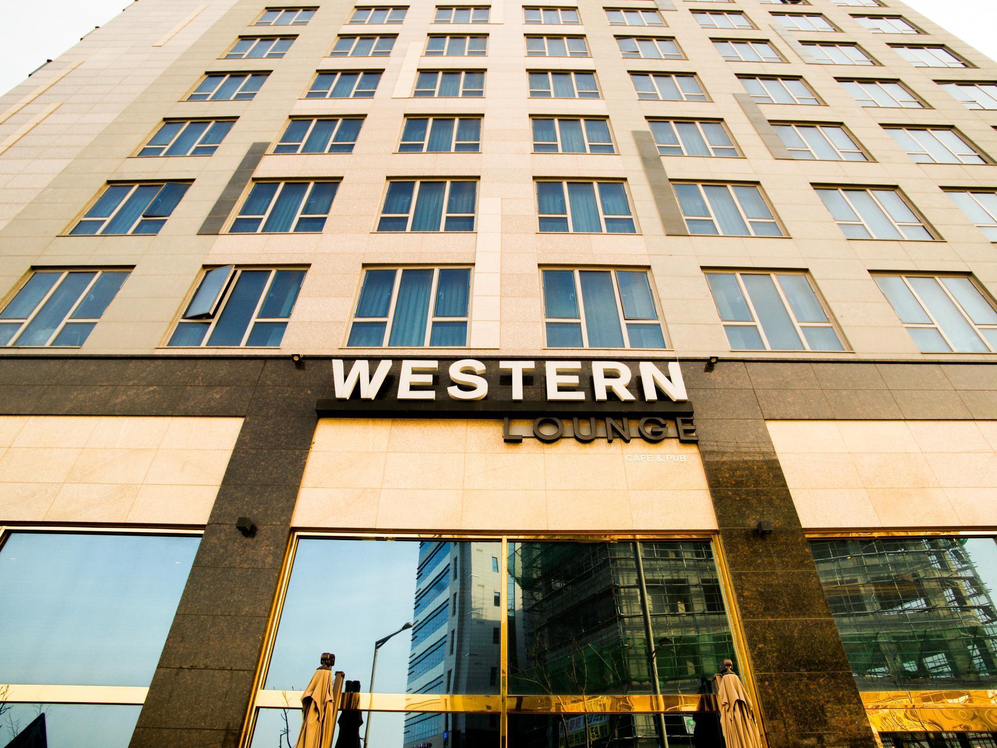 Stellar Hotel Yeongjong 8/50