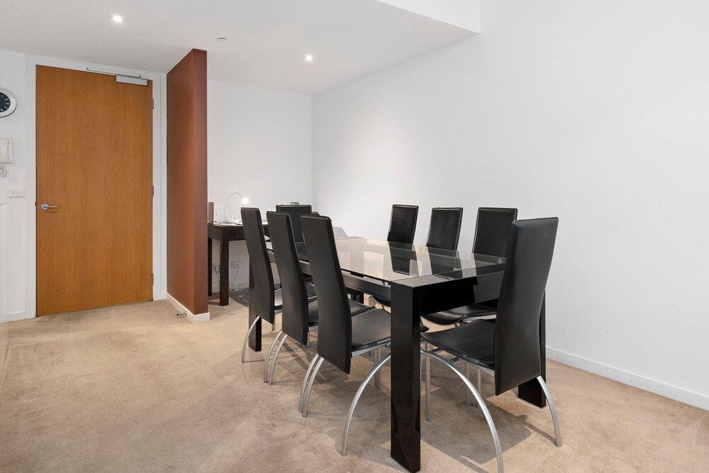 BRIGHTON BAY APARTMENTS 30/42
