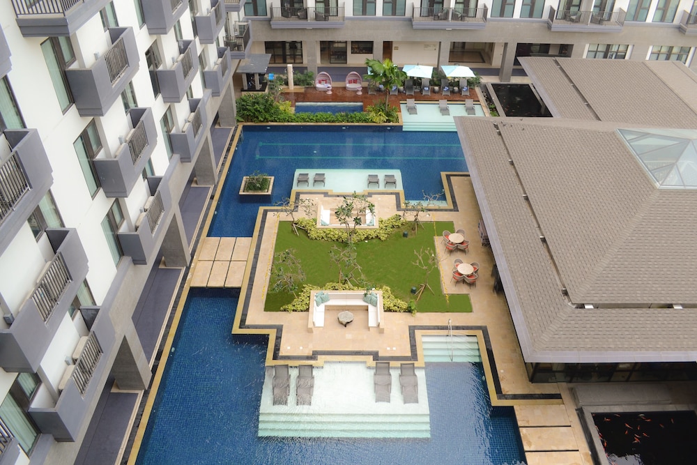 Dusitd2 Davao 8/60